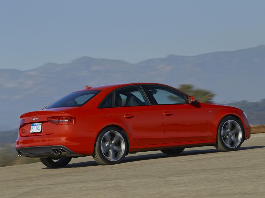  Audi S4 Sedan (B8, 8K) 2012 года  (NA) (фото 16 из 21)